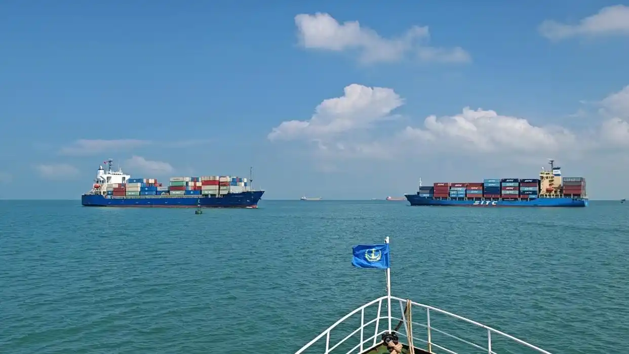 洋浦港實(shí)現(xiàn)萬(wàn)噸級(jí)船舶雙向通航，貨物周轉(zhuǎn)效率顯著提升