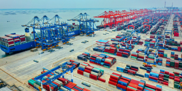 2023年北部灣港集裝箱吞吐量802.2萬標(biāo)箱，連續(xù)7年兩位數(shù)增長